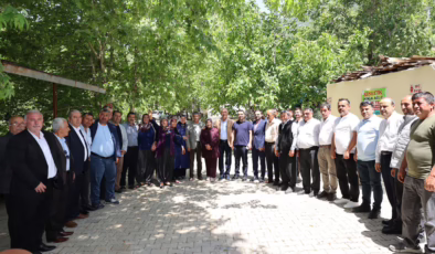 BAŞKAN YAPAR, KİSECİK MAHALLESİ’NDE MUHTARLARLA BİR ARAYA GELDİ.