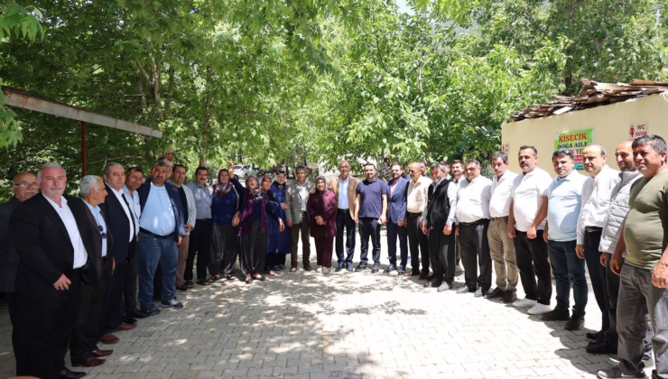 BAŞKAN YAPAR, KİSECİK MAHALLESİ’NDE MUHTARLARLA BİR ARAYA GELDİ.